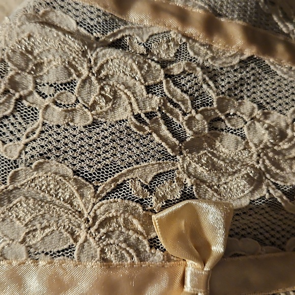 Delicates Lingerie Nightgown Nighty Beige Color Spaghetti Strap Lacey Size S - Picture 11 of 15